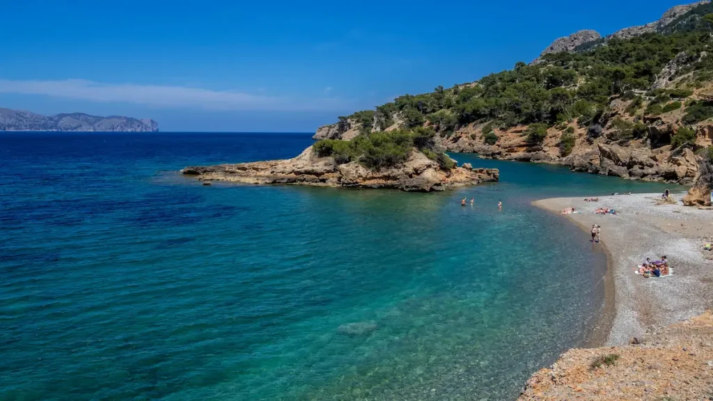 Pueblos bonitos cerca de S’Illot